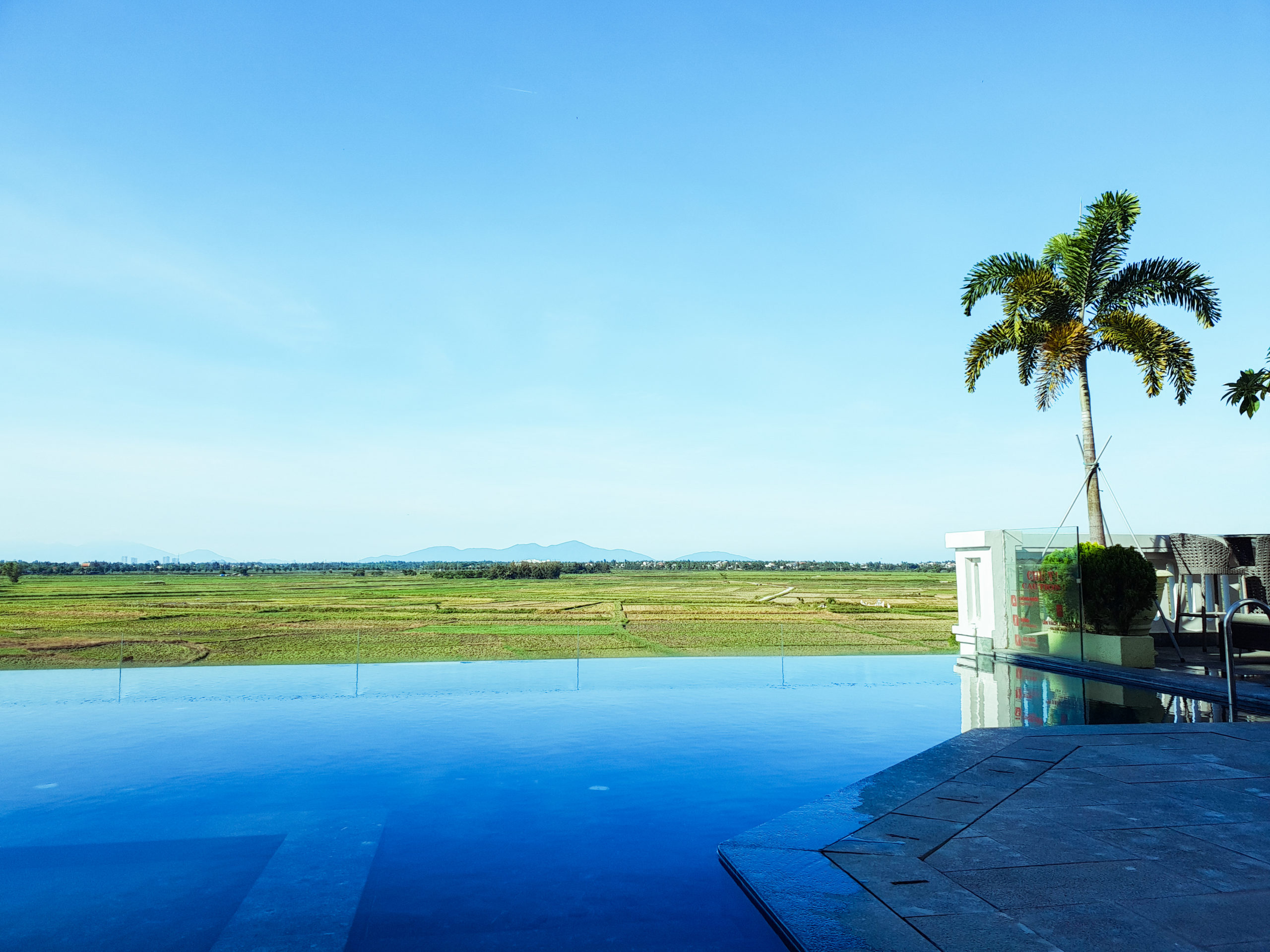 Hoi An Lasenta Boutique Hotel view infinity pool