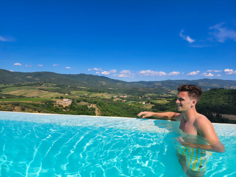 Tuscany infinity pool chianti