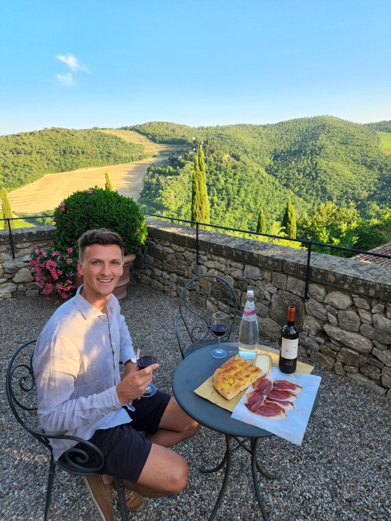 Tuscany picnic red wine