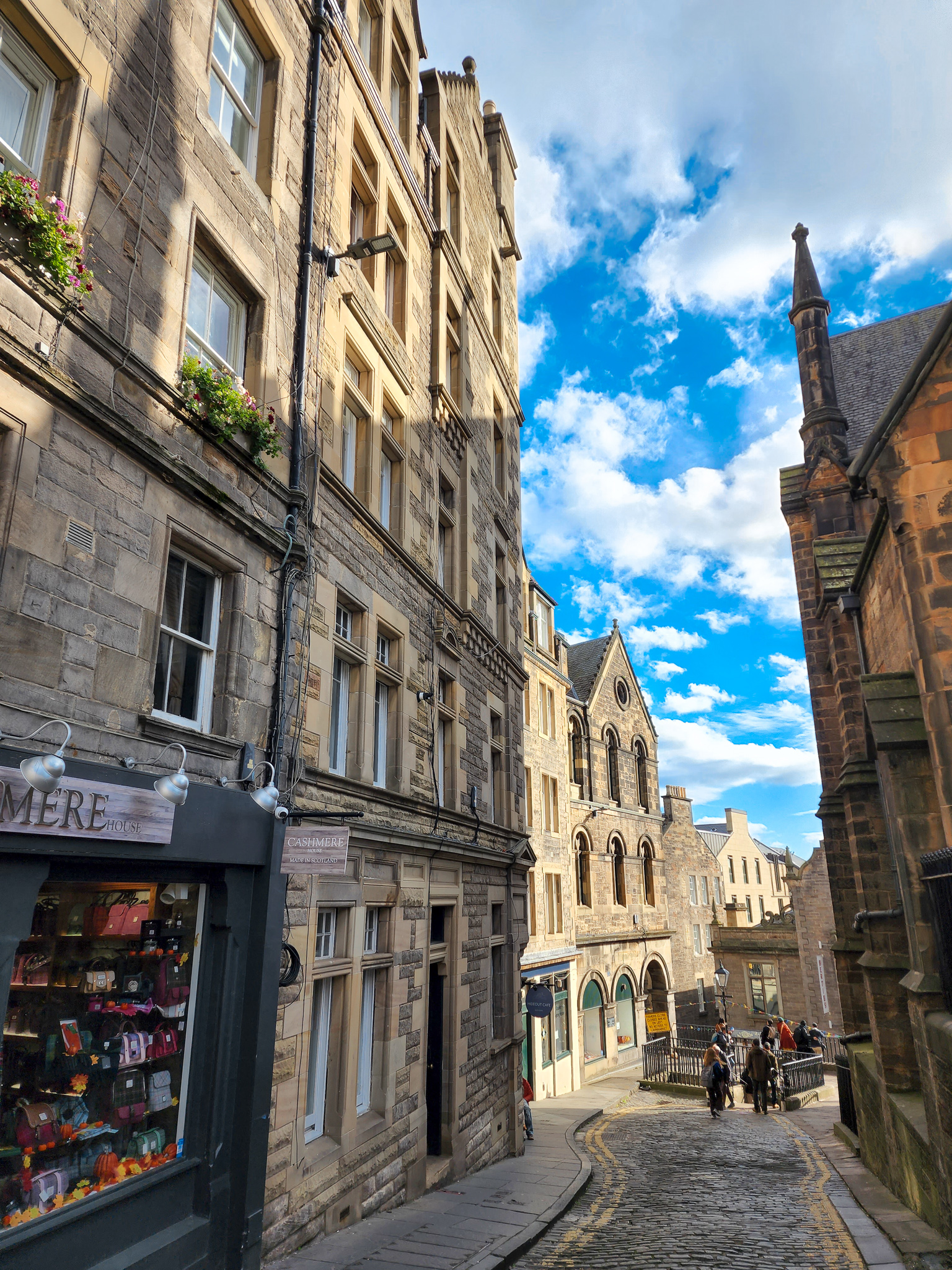 Edinburgh Old Town streets