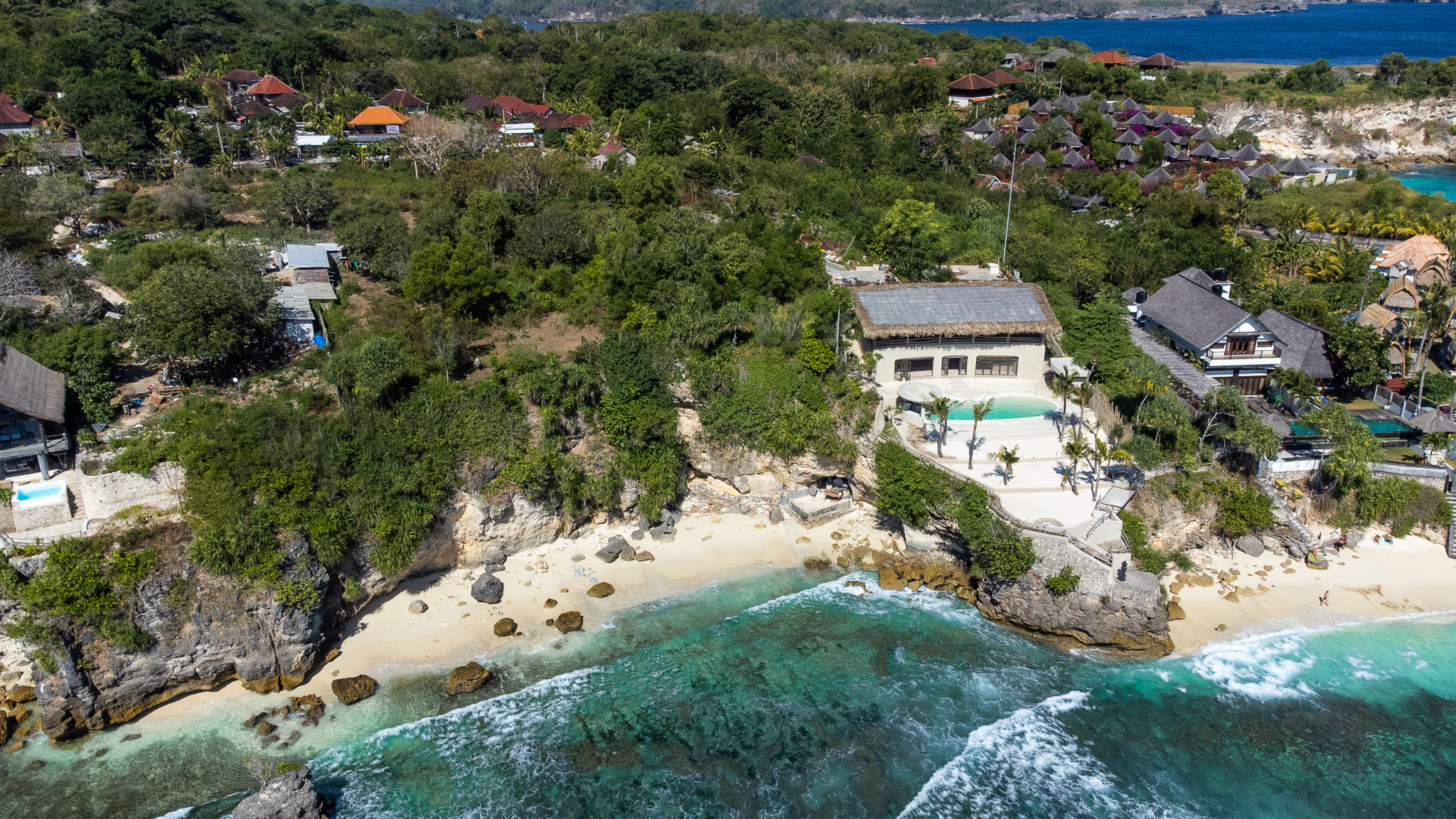 nusa ceningan bali island indonesia hidden beaches