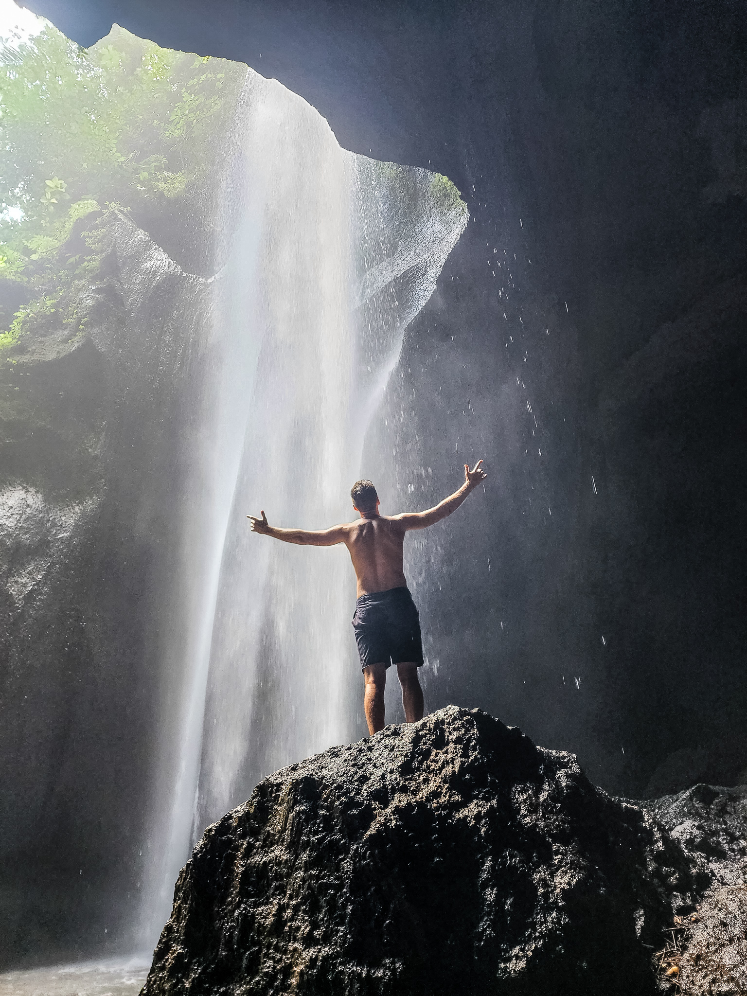 day trip ubud where to visit bali indonesia goa raja waterfall