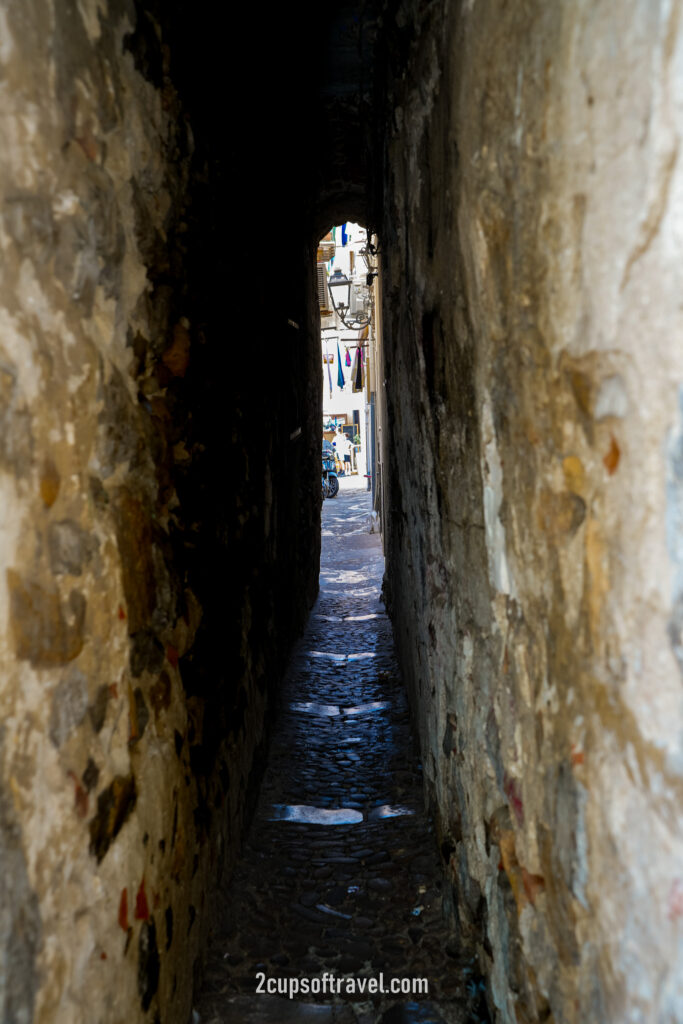 best alleyways in cefalu where to visit