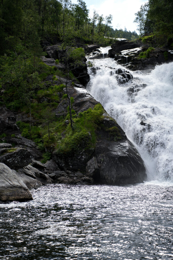 waterfalls road trip bergen to odda things to do hardangerfjord