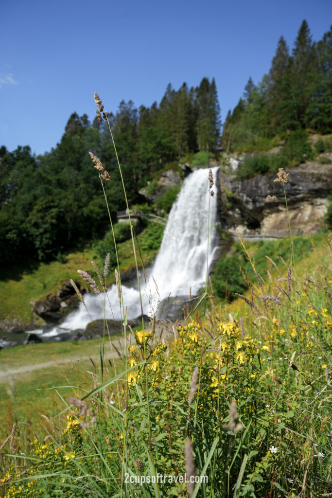 day trip stop norheimsund Hardangerfjord vestland Steinsdalsfossen things to do