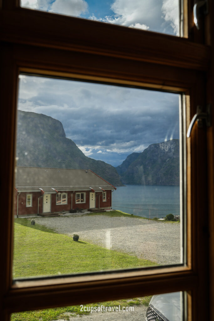 Winjum Stegastein Hostel where to stay in aurland flam