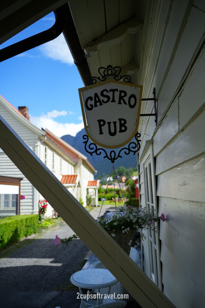 Vangsgaarden Gastropub where to eat in aurland flam