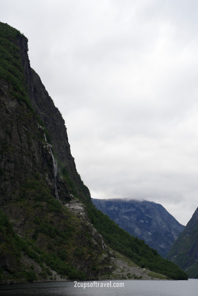 cafe gudvangen is gudvangen worth visiting norway road trip aurland flam