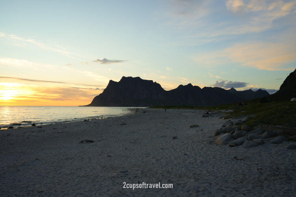 where to watch midnight sun lofoten islands norway Uttakleiv Strand