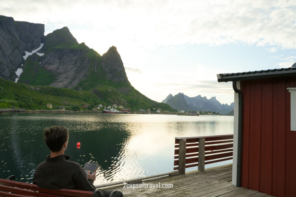 where to stay accommodation reine lofoten islands things to do norway