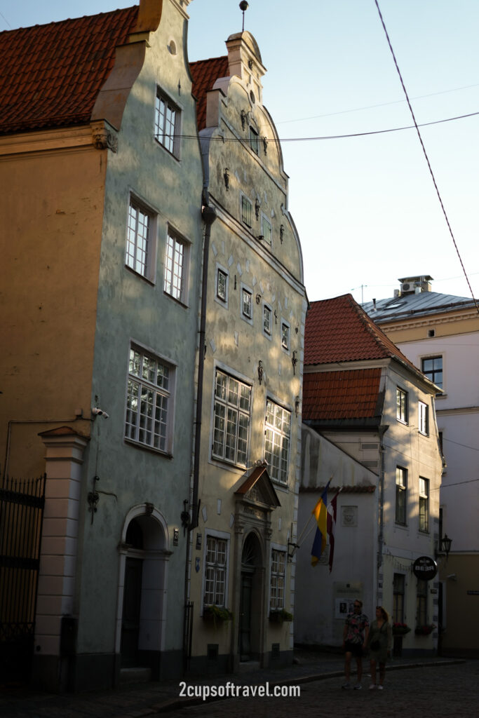 the three brothers riga things to do old town