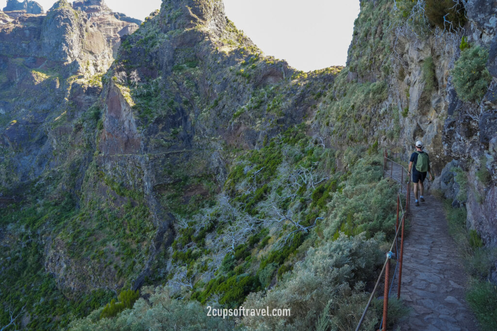 things to know before pr1 hike madeira pico do arieiro to pico ruvio portugal bucket list