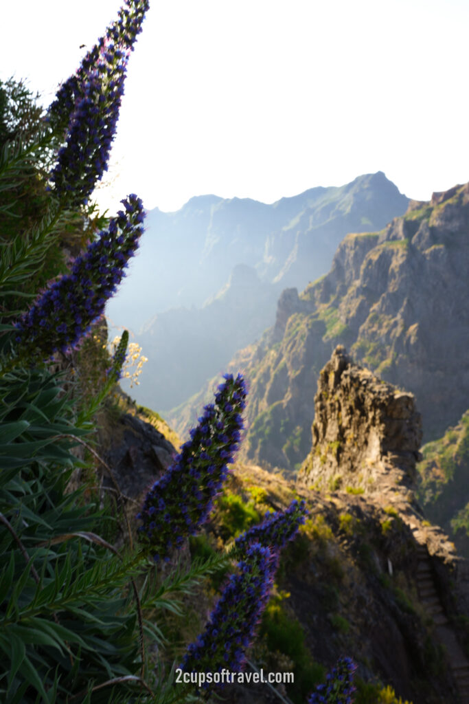 best time of day to hike PR1 pico do arieiro to pico ruvio madeira sunset