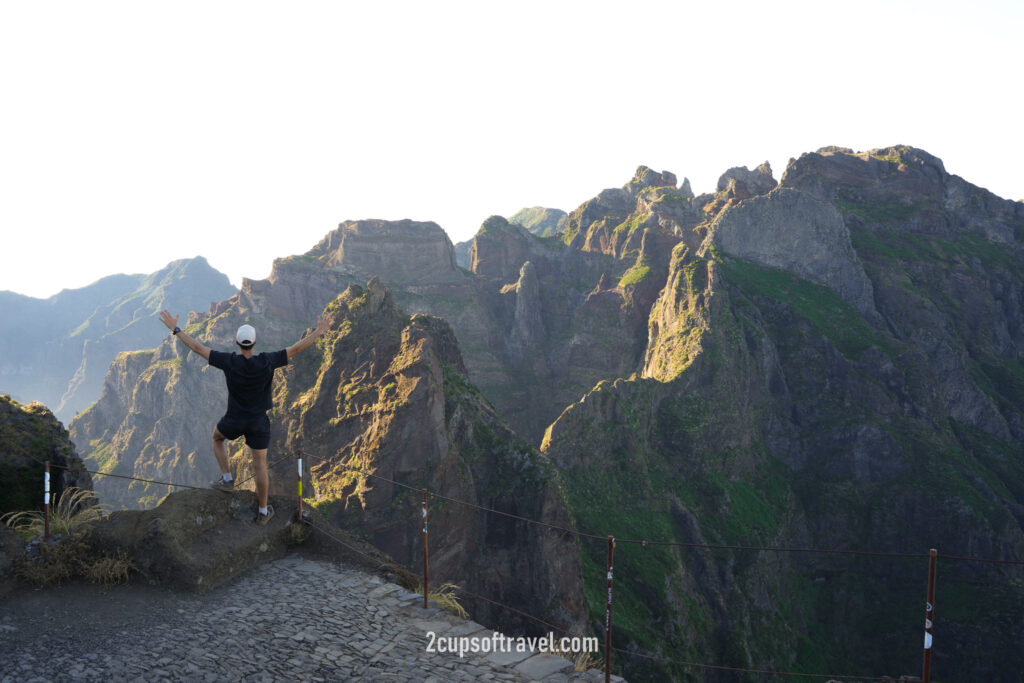 pr1 pico do arieiro to pico ruvio hike madeira stairway to heaven bucket list madeira