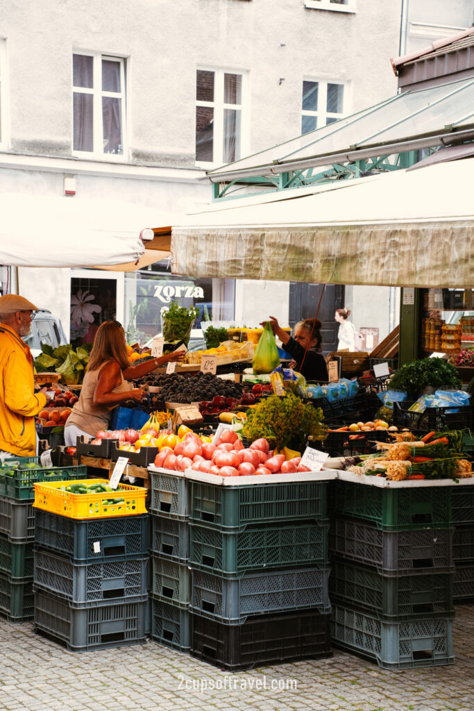 Hala Targowa market gdansk old town things to do hidden gems