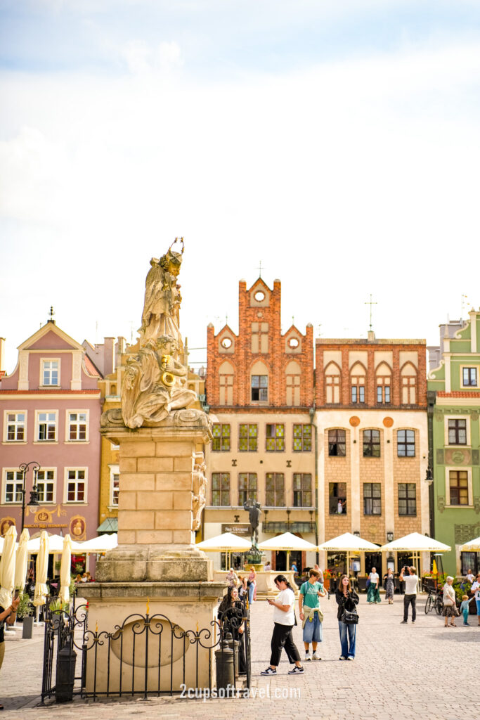 Explore the Poznan old market square and Stary Rynek area