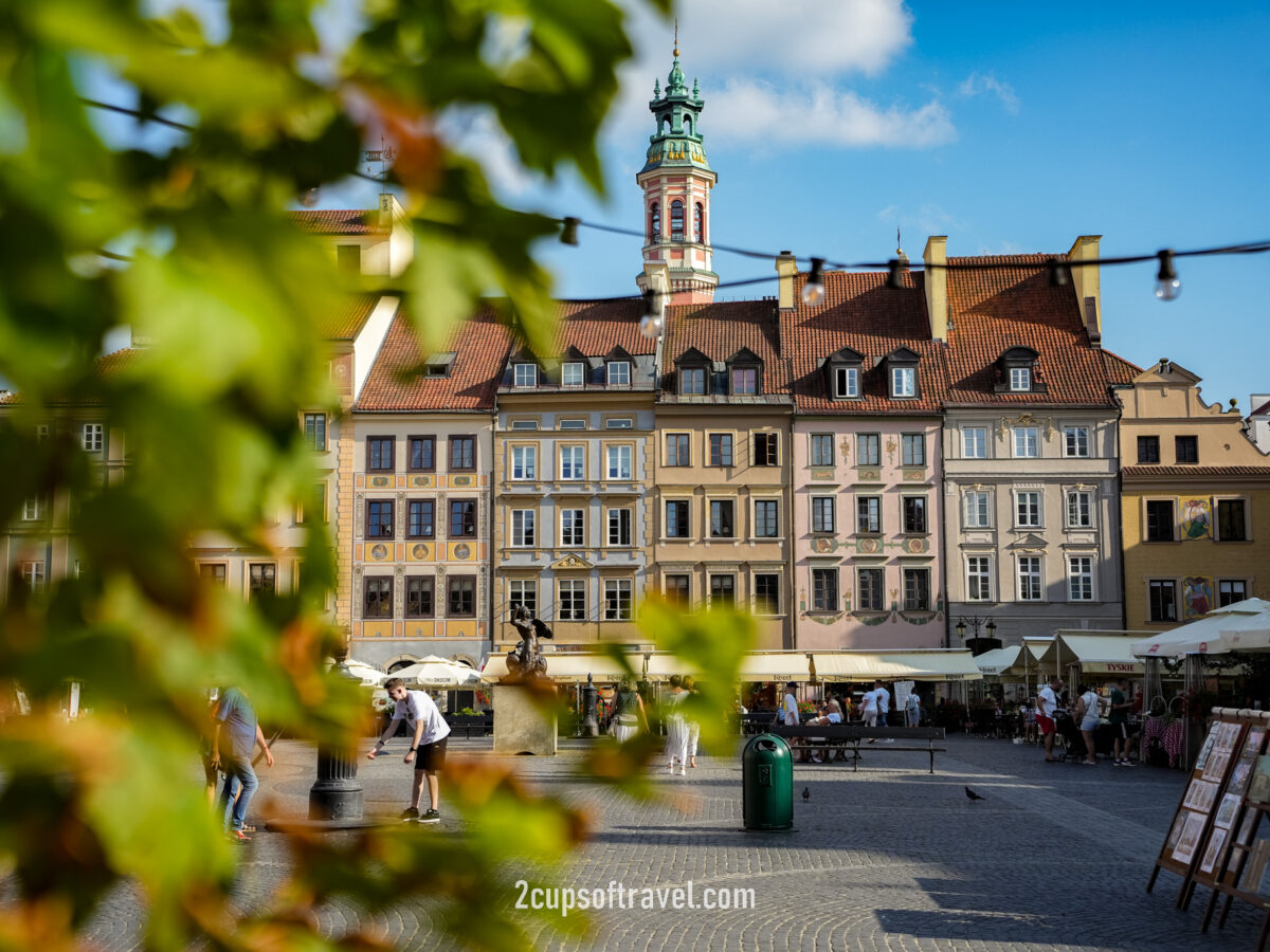 Should I visit Warsaw old town history or Krakow Poland travel guide