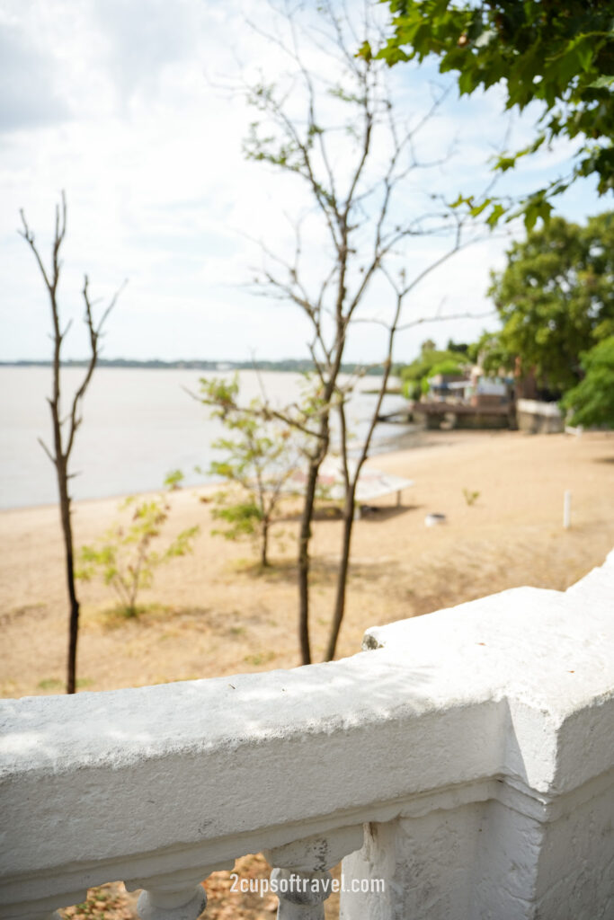 day trip to colonia del sacramento from buenos aires harbour beach