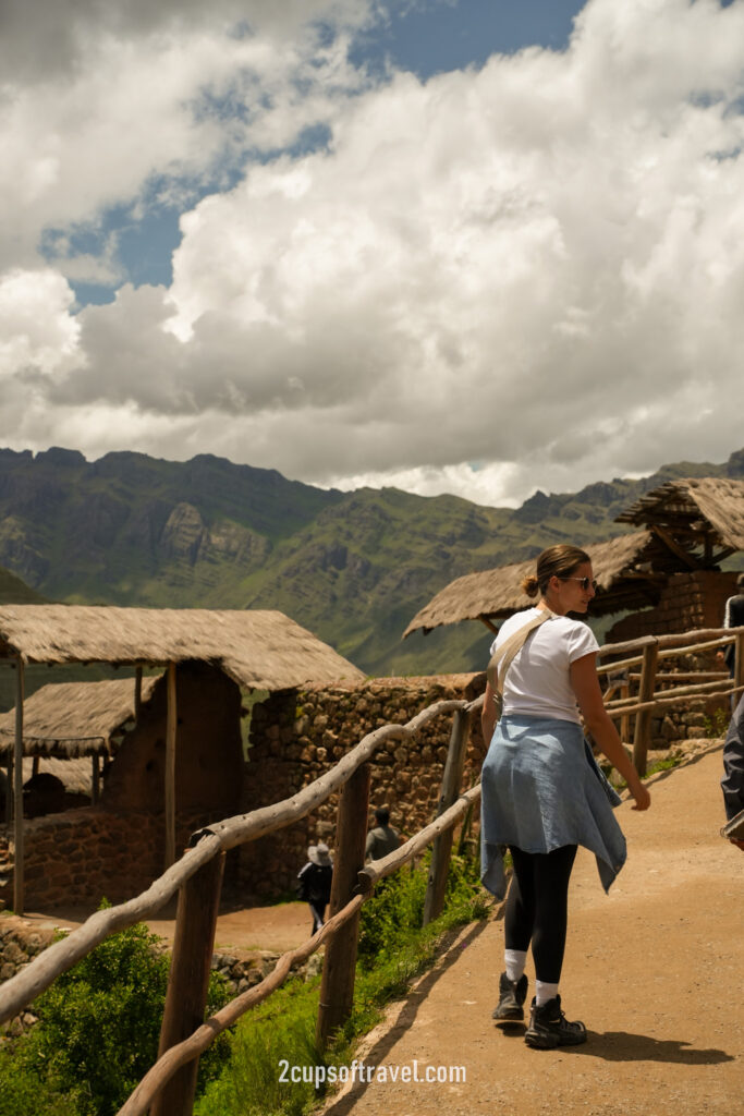 day trip to sacred valley cusco peru machu picchu maras moray pisac pisaq