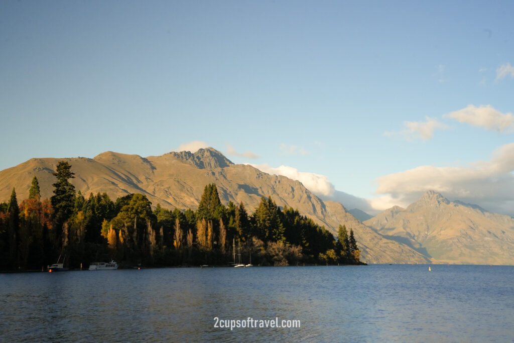 long weekend queenstown things to do guide autumn queenstown gardens harbour mountains