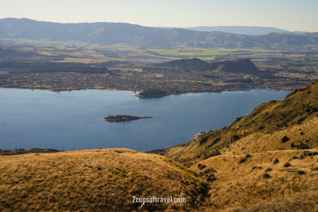 things to know before hiking roys peak wanaka queenstown day trip guide hike new zealand