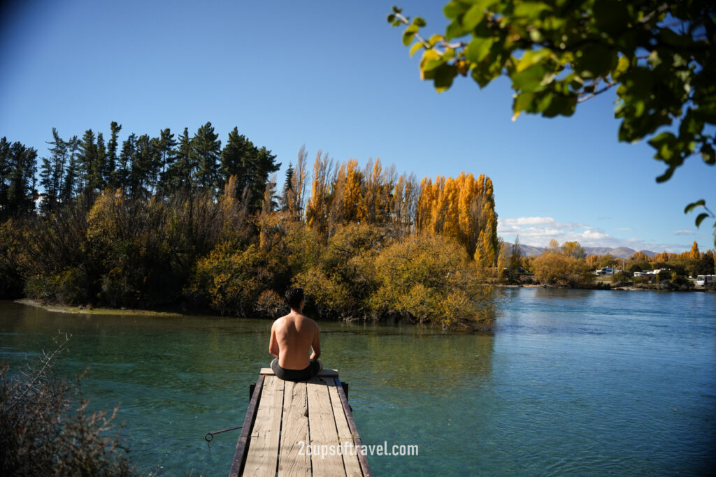 wanaka road trip Albert Town day trip itinerary autumn Lake Wanaka Outlet Track