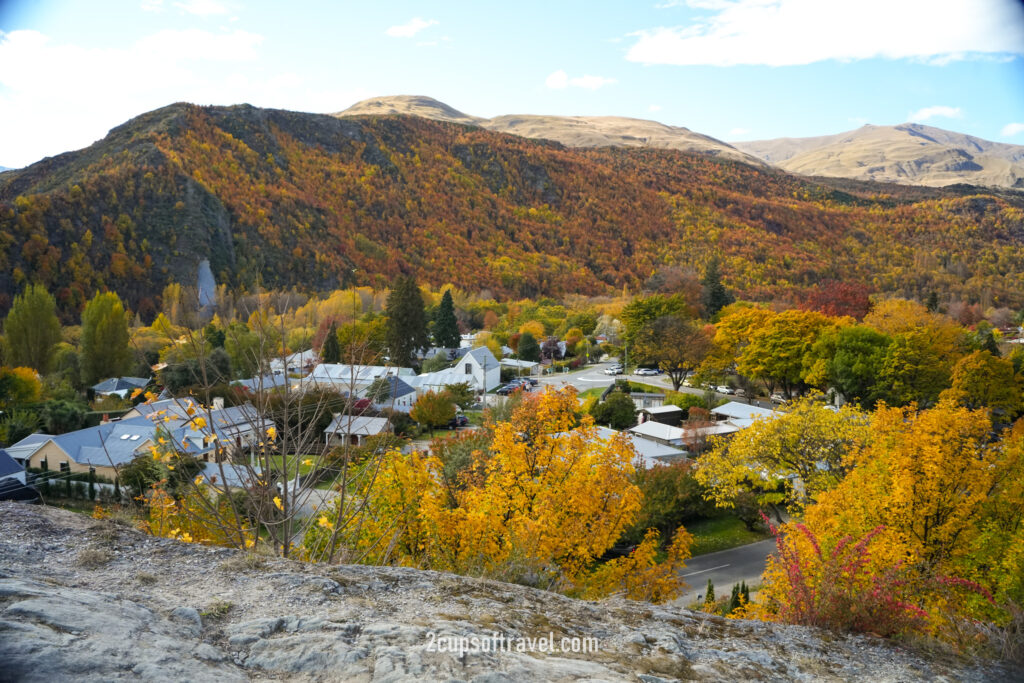memorial hill should i visit arrowtown historic autumn hidden gem queenstown road trip new zealand