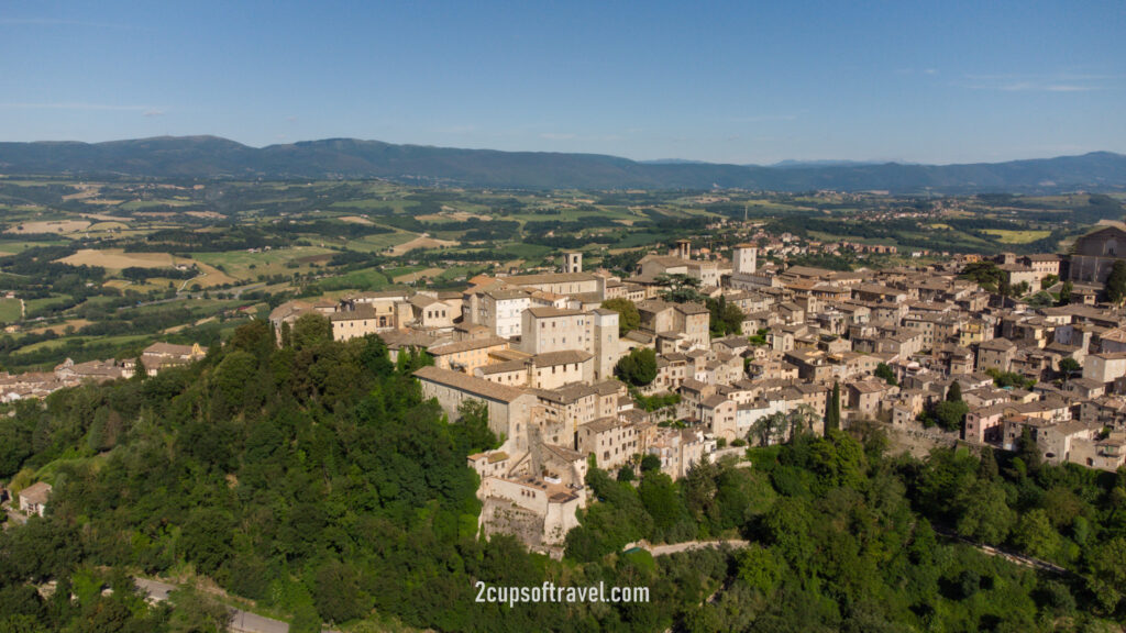 day trip from rome umbria hidden gem should i stay in todi