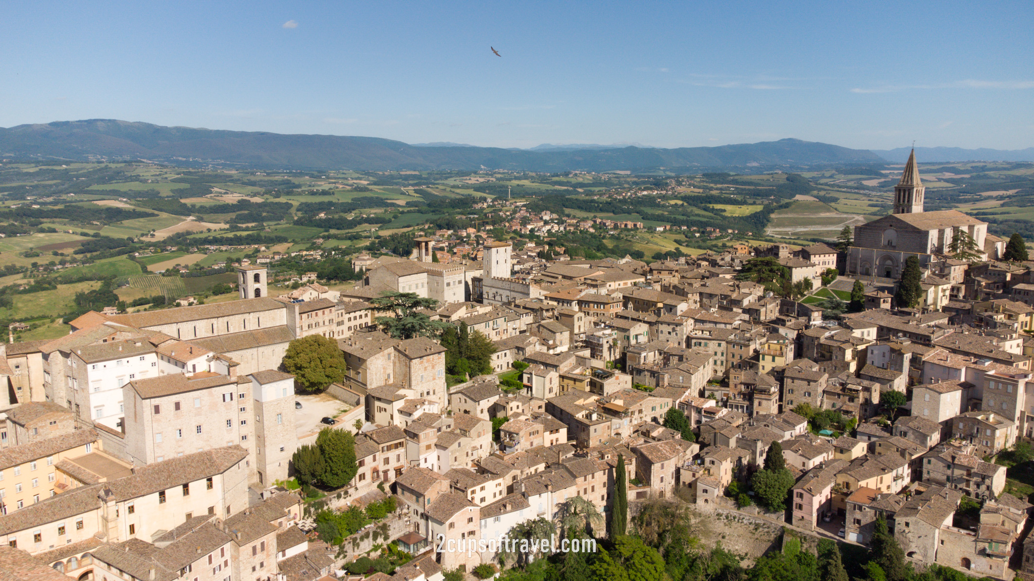 Drone Diaries #44: Hilltop towns in Umbria - Italy - 2 Cups of Travel