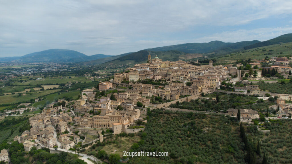 trevi hidden gem umbria italy road trip rome florence things to do