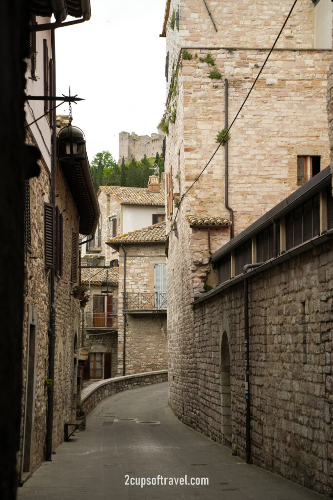 assisi umbria road trip itinerary visit perugia rome things to do