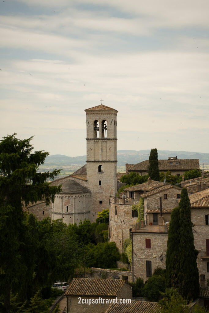 should I visit Assisi umbria things to know hidden gem road trip rome