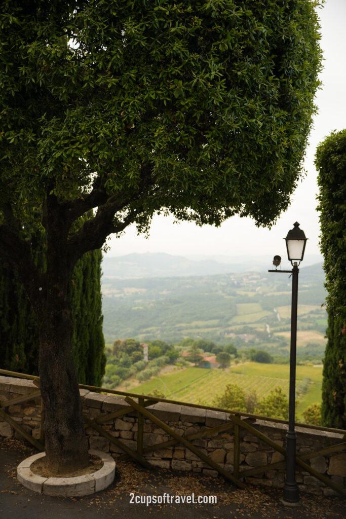 should i visit umbria road trip 1 week itinerary things to know guide monte castello de vibio