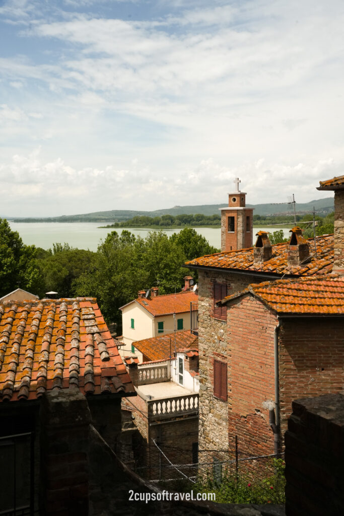 Passignano sul Trasimeno hidden gem umbria road trip lake holiday summer italy