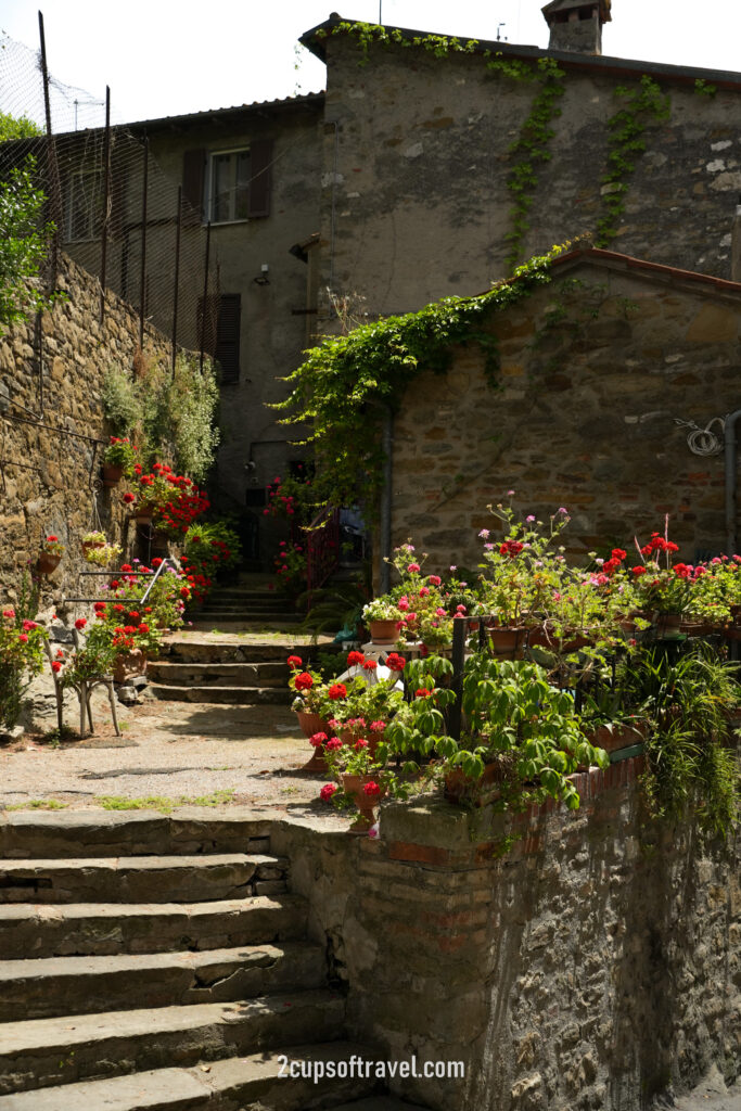 Passignano sul Trasimeno hidden gem umbria road trip lake holiday summer italy