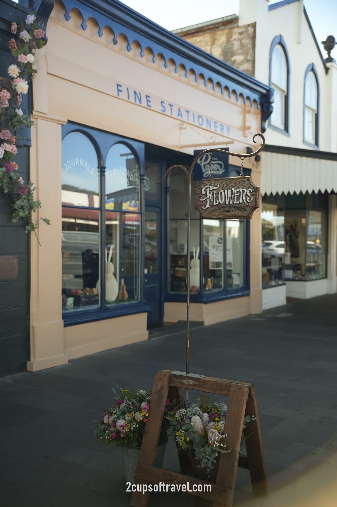 things to do port fairy walk cafe shops day trip