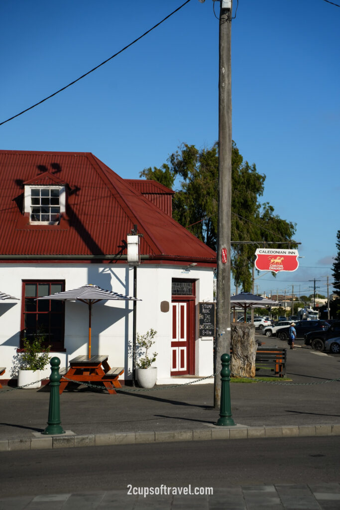 best places to eat in Port Fairy pub